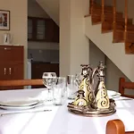 Pinerose Hotel