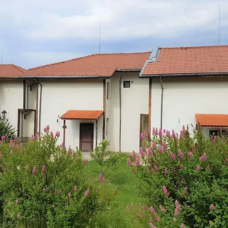 Pinerose Szálloda 4*